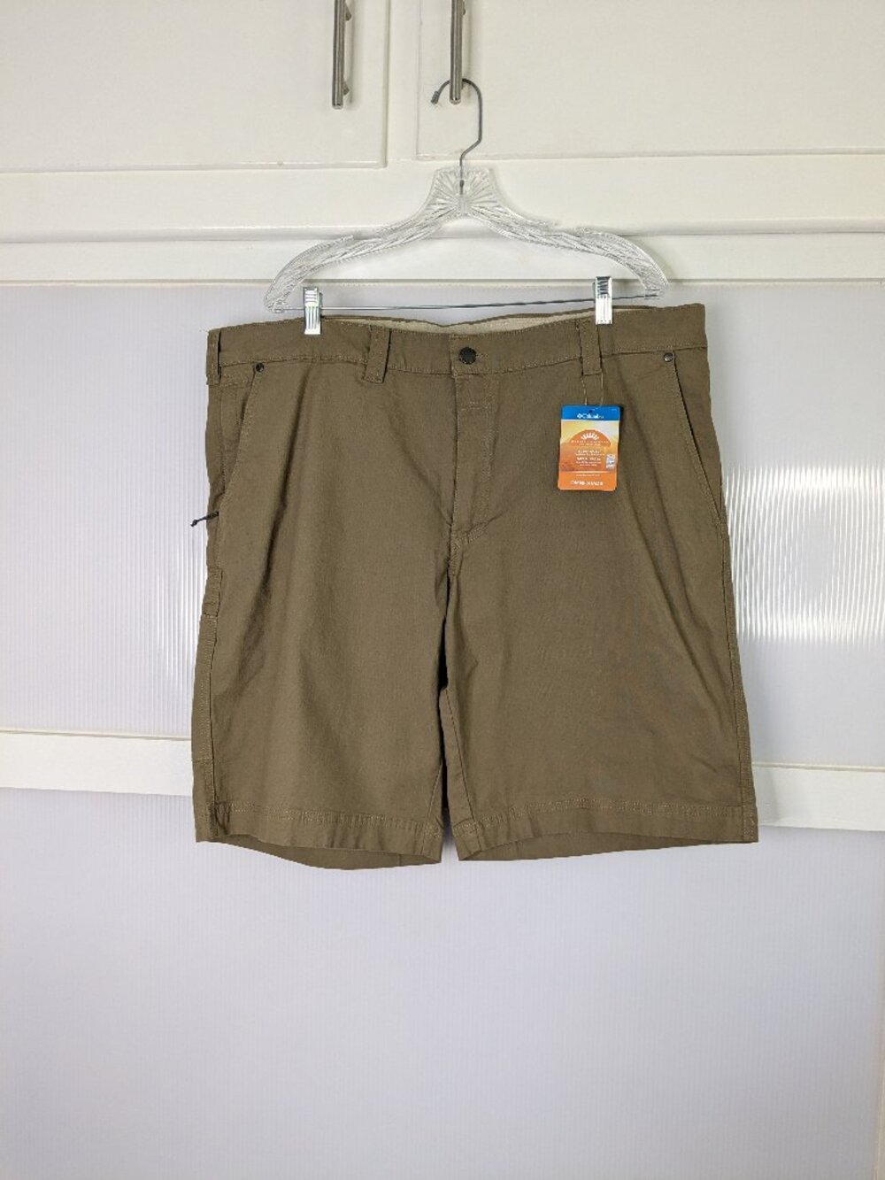 Columbia Flex ROC Short Omni-Shade Sun Protection Khaki Beige Shorts New Size 42
